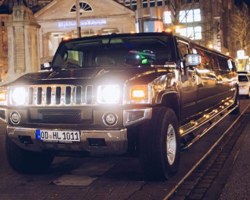 Hummer-Stretch-Limousine-schwarz-H2-lang-party-elblimo-deine-limo-xxl-Hamburg-1.jpg